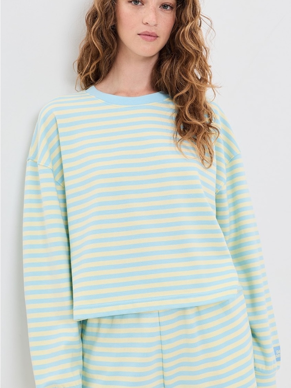 Daily Drills
Striped Cotton Long Sleeve Top
Color: Malibu/Lemonade
Size: XS/S